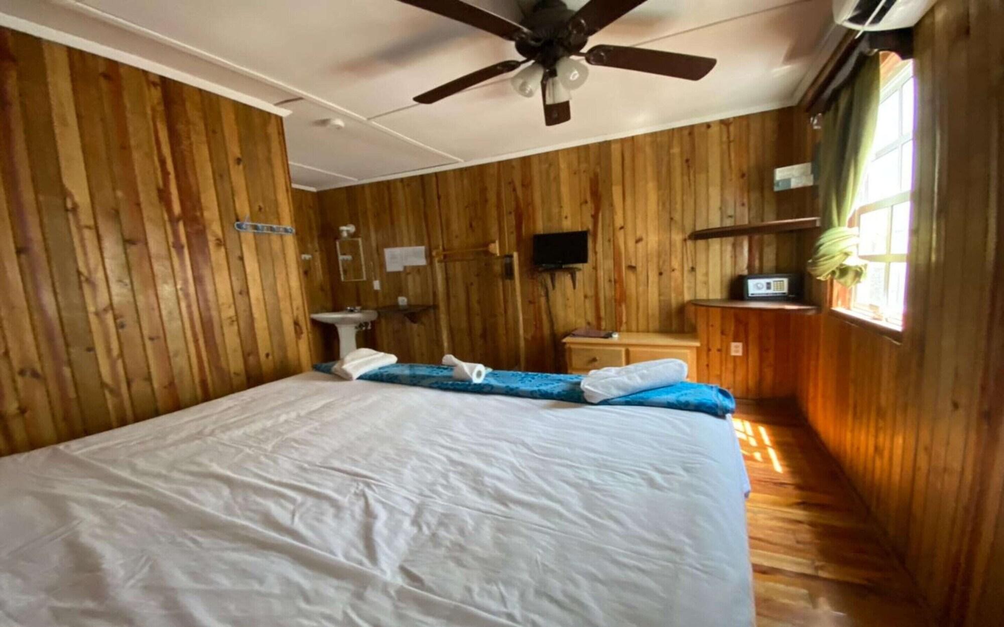Pedro'S Hotel & Inn San Pedro  Ngoại thất bức ảnh