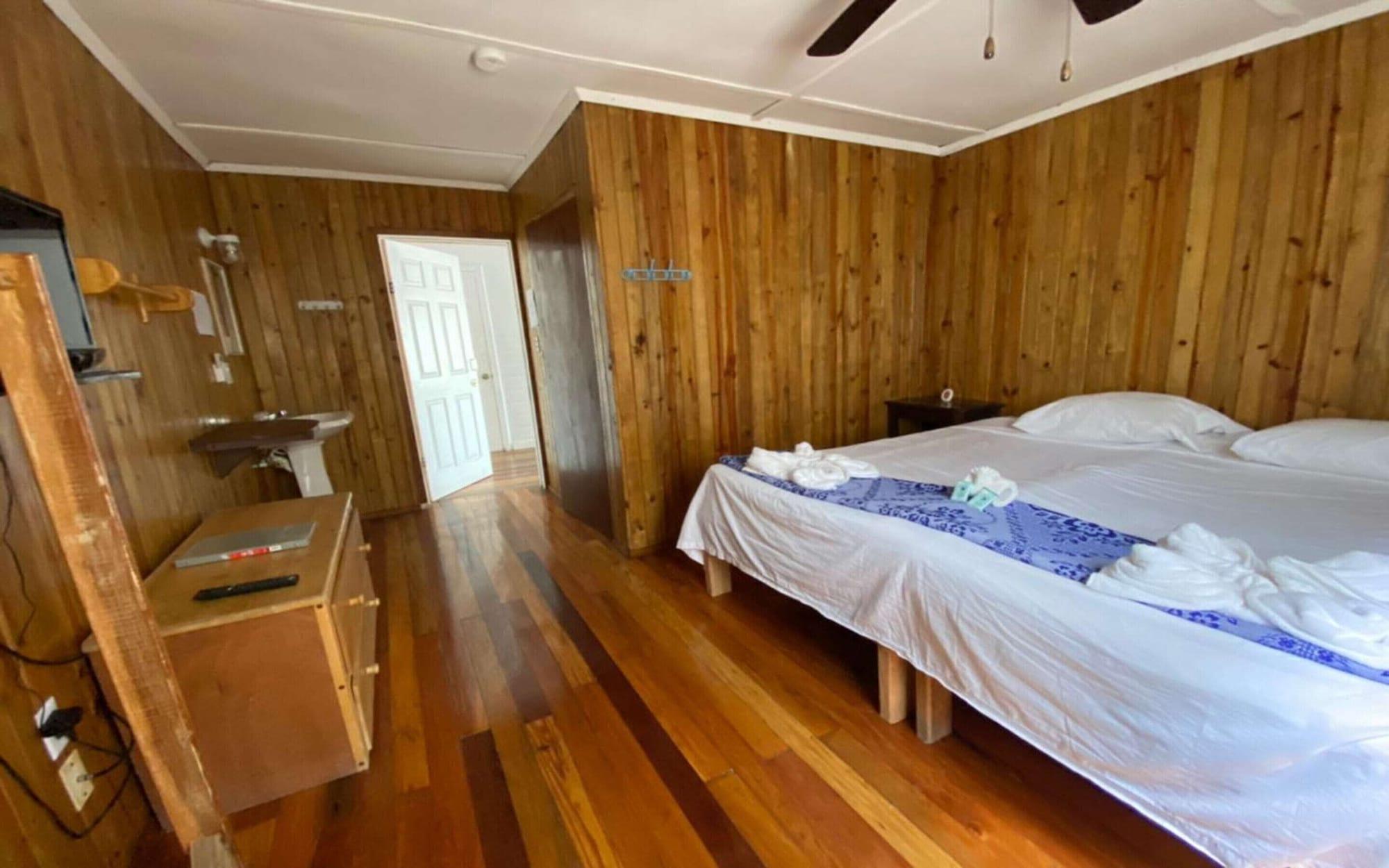 Pedro'S Hotel & Inn San Pedro  Ngoại thất bức ảnh