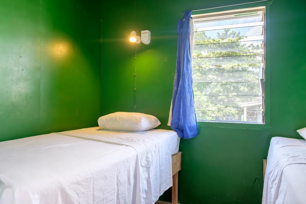 Pedro'S Hotel & Inn San Pedro  Phòng bức ảnh