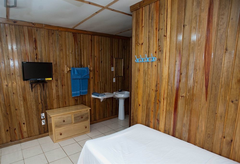 Pedro'S Hotel & Inn San Pedro  Ngoại thất bức ảnh